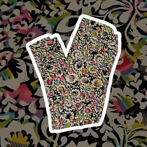 NWT Lularoe Leggings Beautiful Indian Floral Print Rainvow Colors Size TC